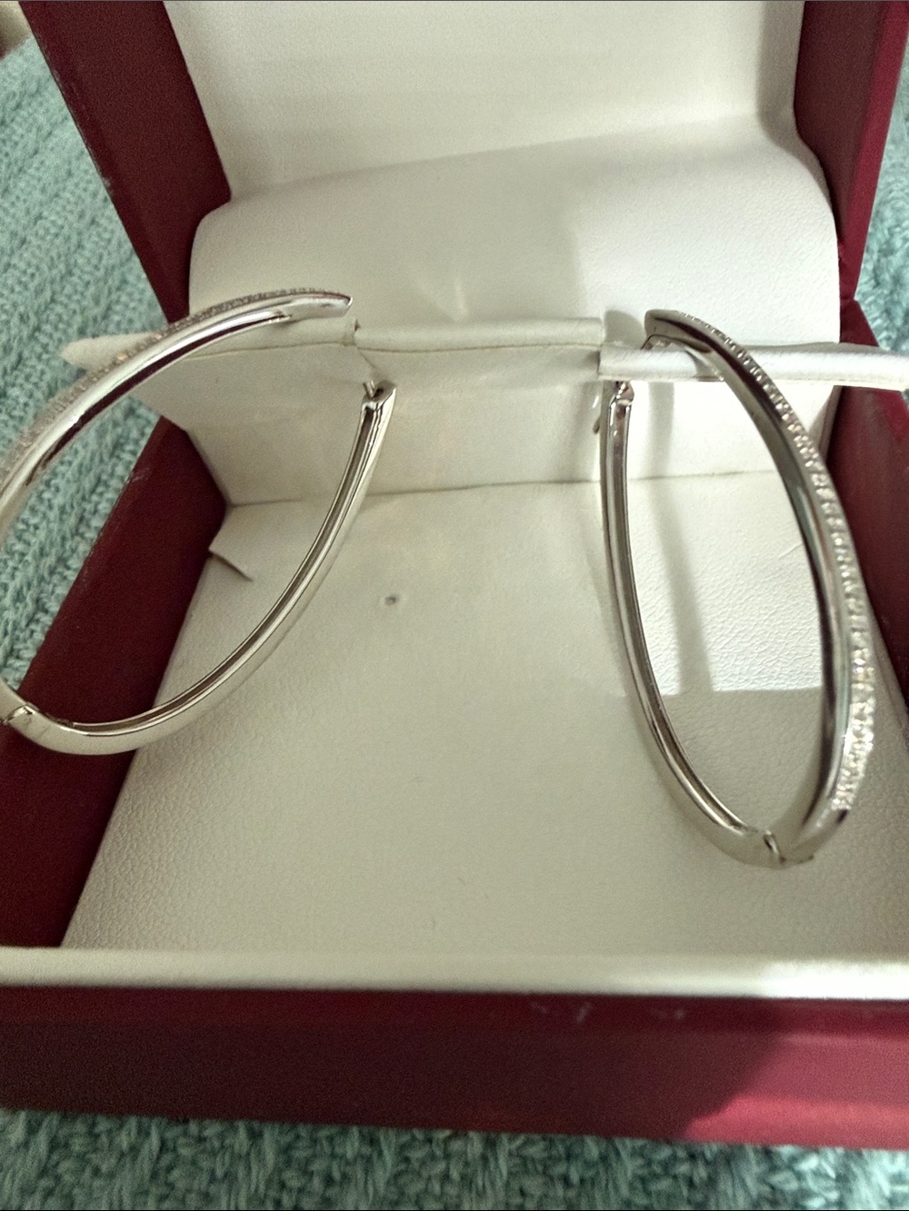 14 K White Gold Hoop Earrings with Pavé Crystals - Silver